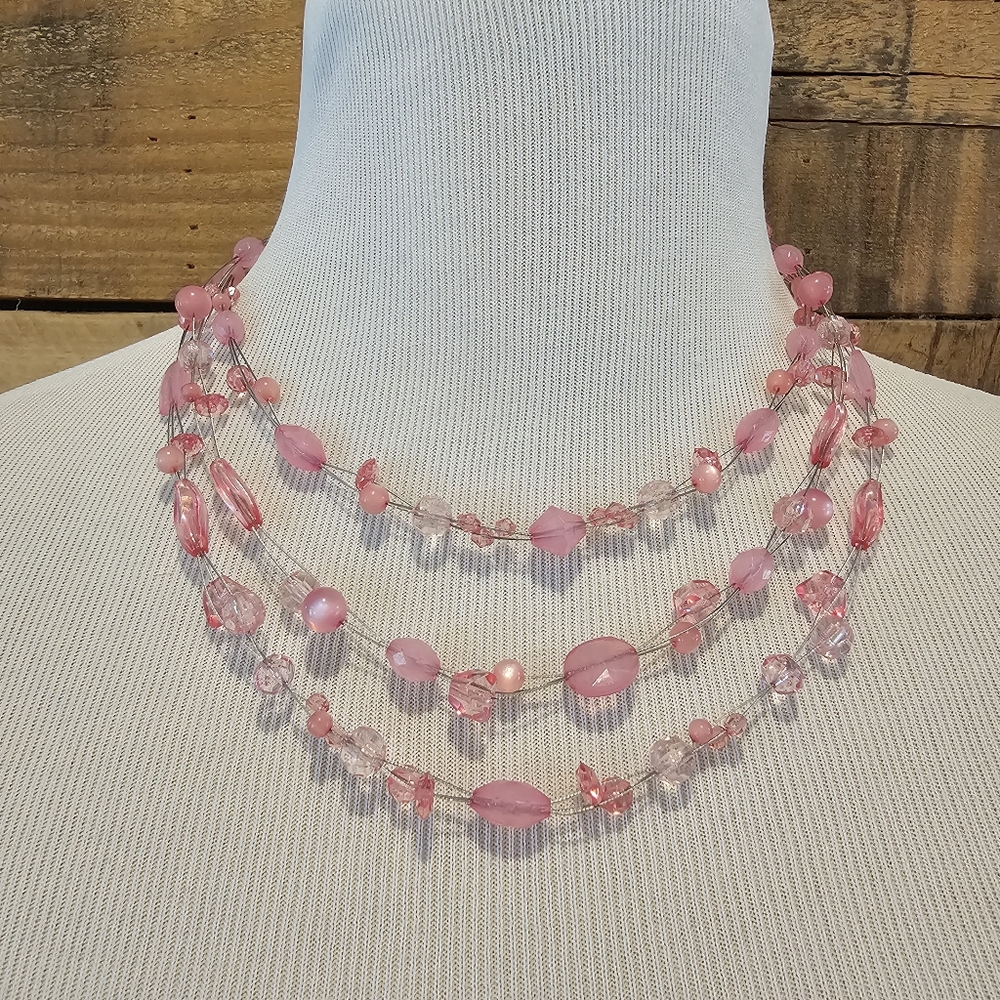 Triple-strand pink beaded illusion necklace - Picture 1 of 7